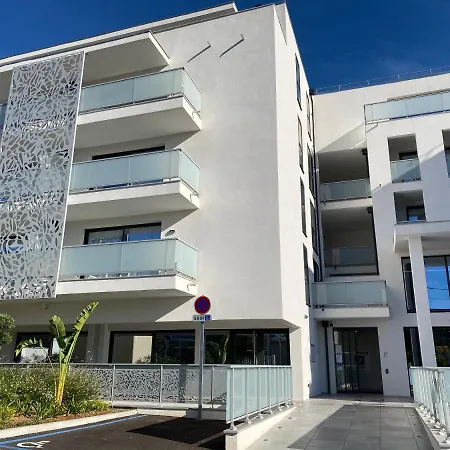 Lagrange Olympie Aparthotel 4*