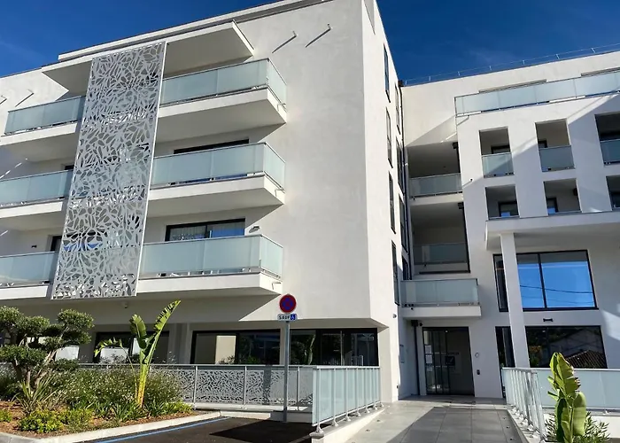 Lagrange Olympie Aparthotel 4*