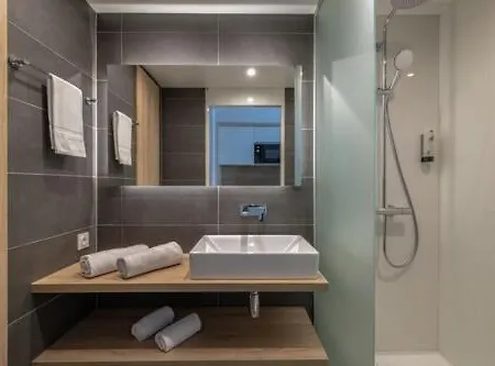 Lagrange Olympie أنتيب