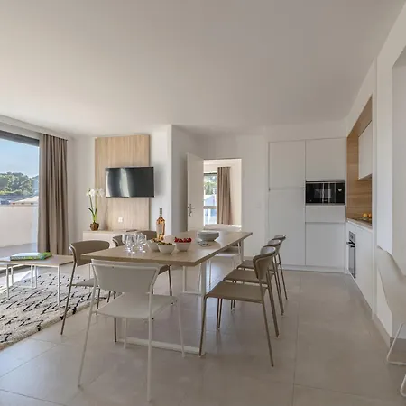 Lagrange Apart'hôtel Olympie Aparthotel Antibes