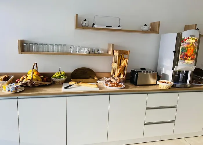 Lagrange Apart'hôtel Olympie 4* Antibes