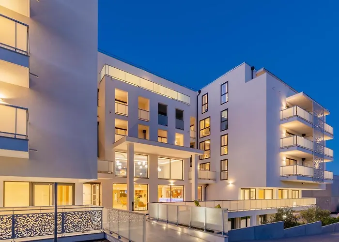 Lagrange Apart'hôtel Olympie Antibes